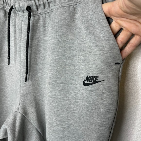 Nike Gray Athletic Shorts - Picture 7 of 8